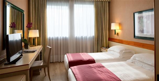Starhotels President