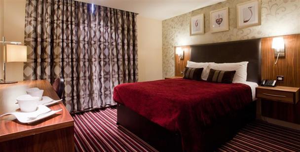 Gloucester Robinswood Hotel; Best Western Signature Collection