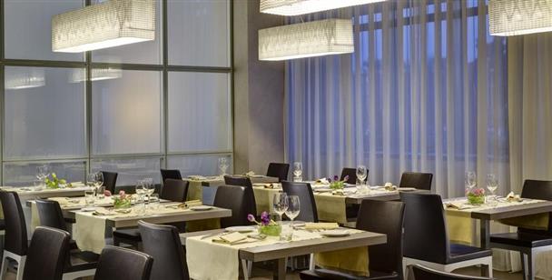 UNA HOTELS San Vitale Bologna
