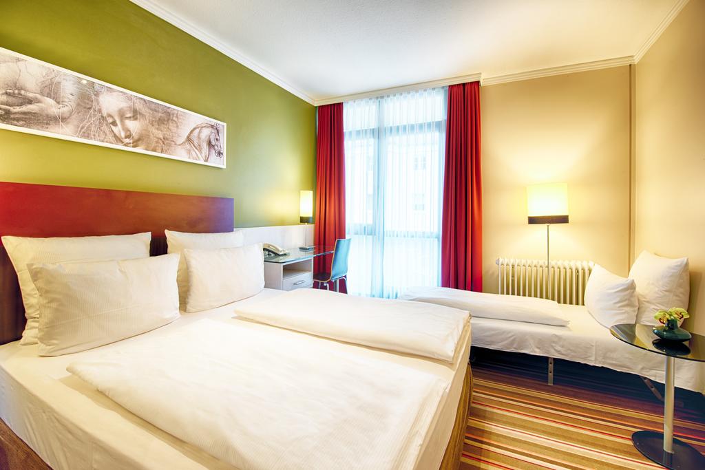 Leonardo Hotel & Residenz München