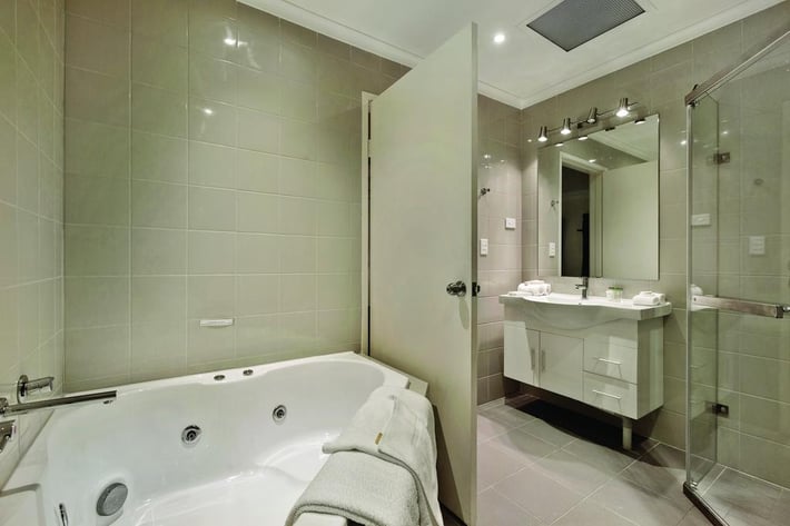 Best Western Plus Buckingham
