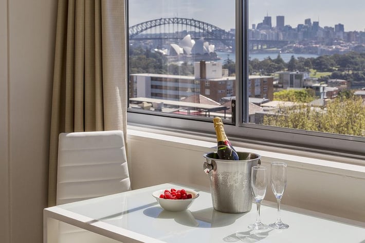 The Macleay Hotel