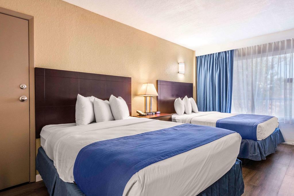 Rodeway Inn & Suites Fort Lauderdale Airport & Cruise Port