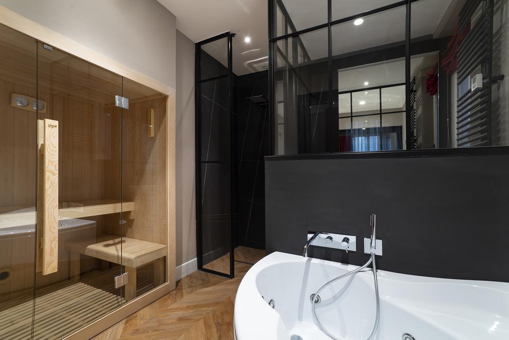 Artemide Guest House