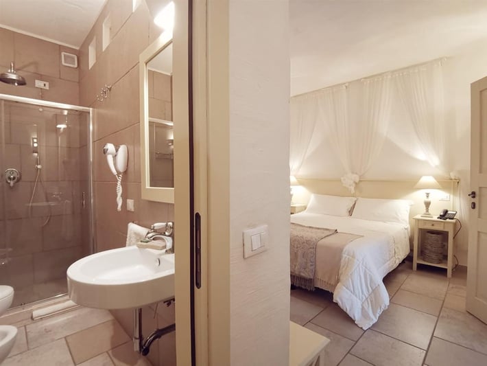 Le Nicchie Guest House