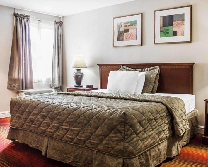 Rodeway Inn Huntington Station - Melville