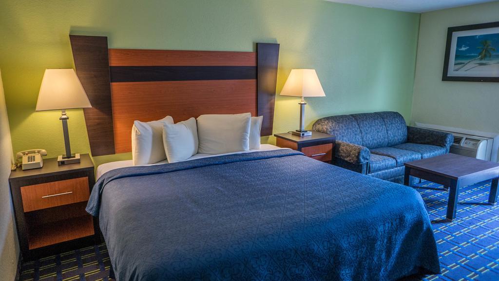 The Mariner Resort