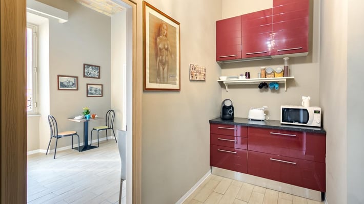 AmoRoma Suite
