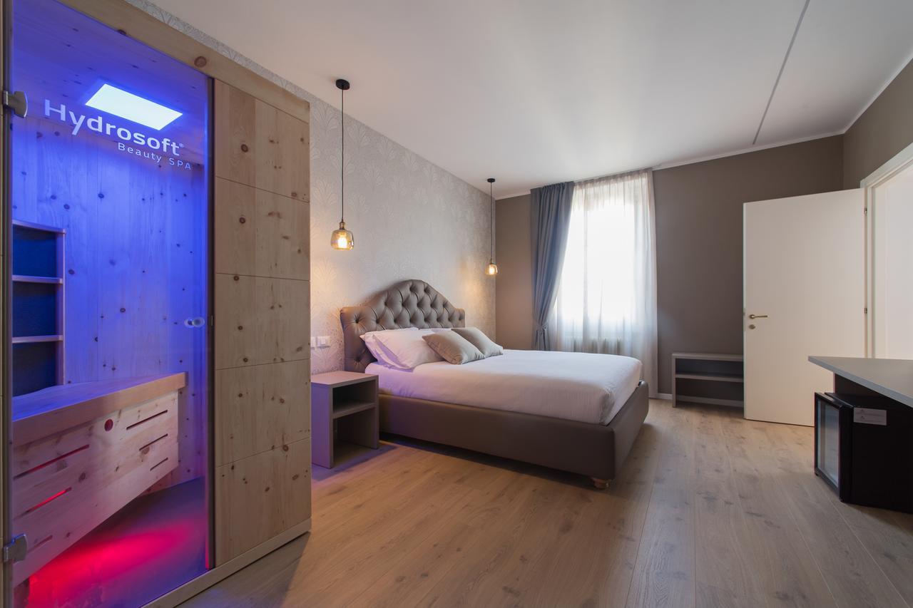 Lainez Rooms & Suites