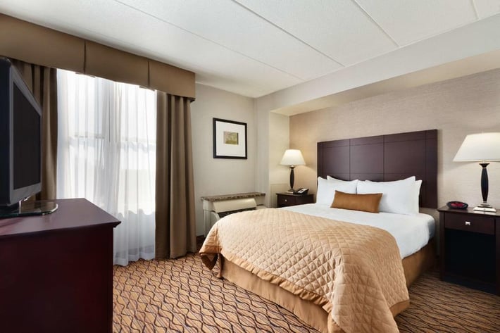 Comfort Inn & Suites Glen Mills - Philadelphia