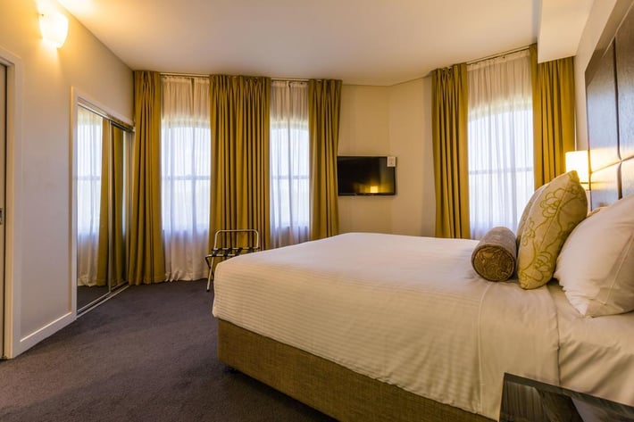 Amora Hotel Riverwalk Melbourne