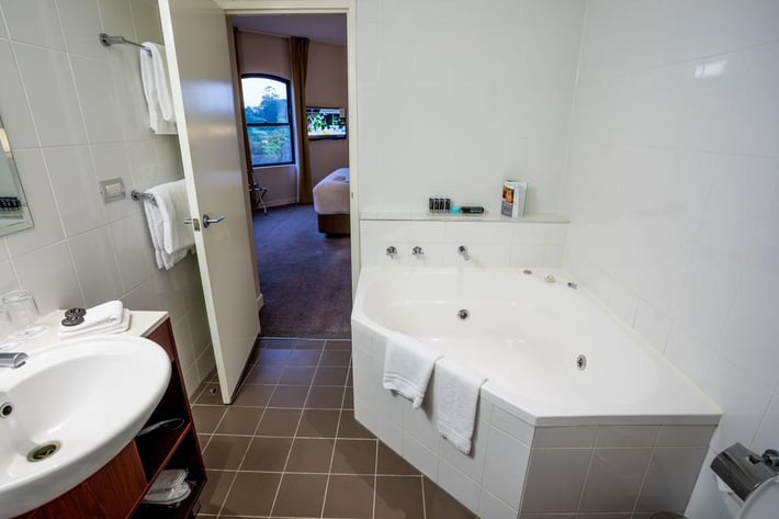 Amora Hotel Riverwalk Melbourne