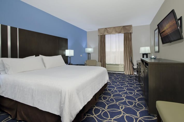 Holiday Inn Express & Suites Houston North - IAH Area