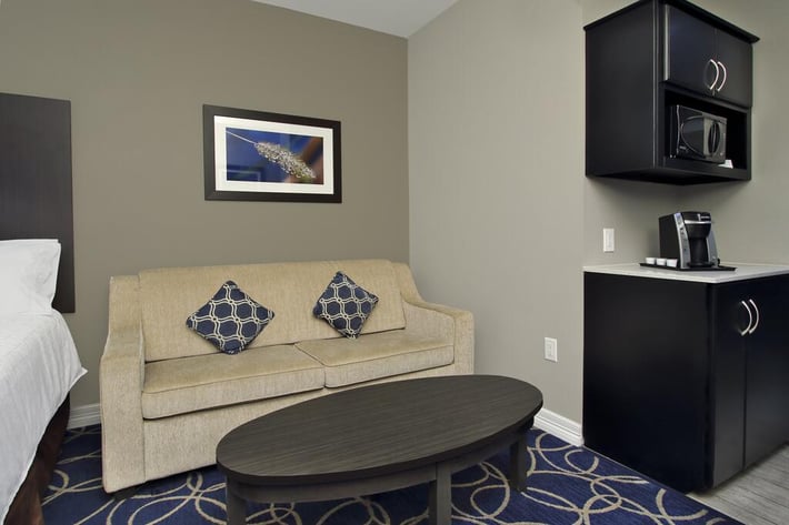 Holiday Inn Express & Suites Houston North - IAH Area