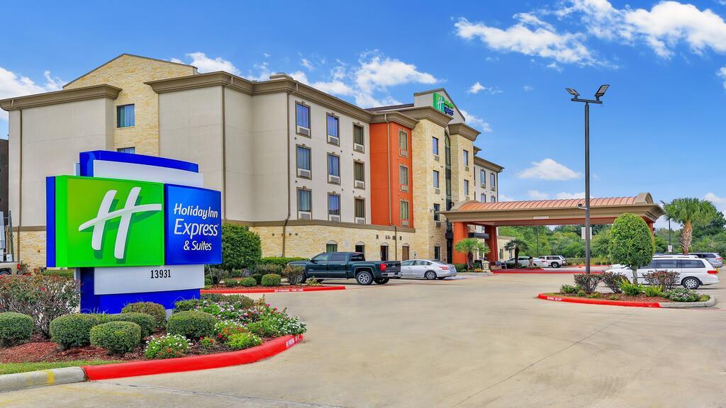 Holiday Inn Express & Suites Houston South - Pearland