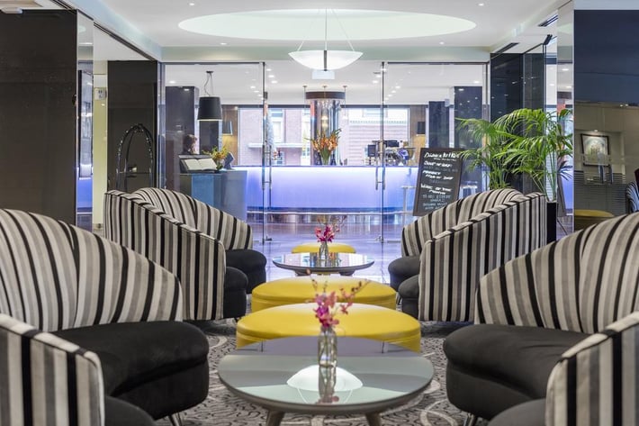 Radisson on Flagstaff Gardens Melbourne