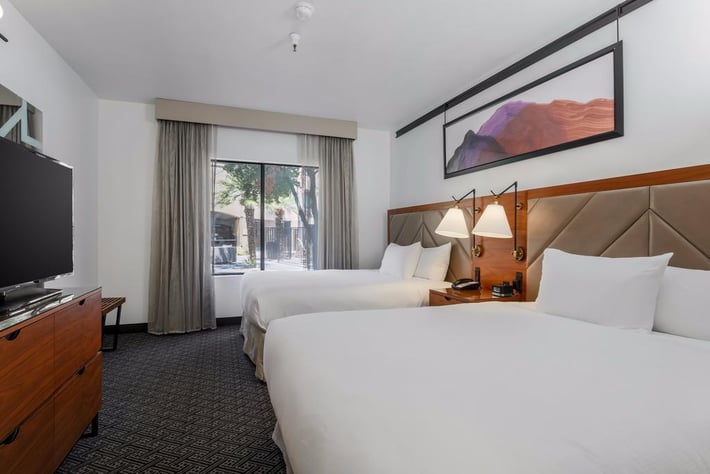 DoubleTree Suites by Hilton Hotel Sacramento - Rancho Cordova