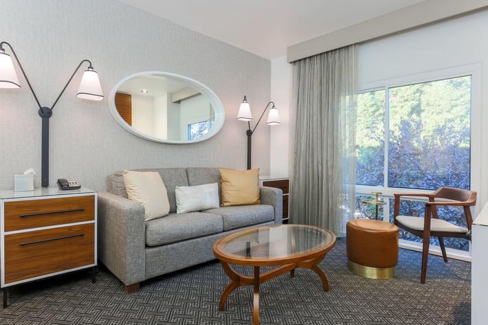DoubleTree Suites by Hilton Hotel Sacramento - Rancho Cordova