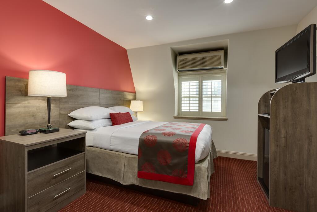 Ramada by Wyndham Oakland Downtown City Center