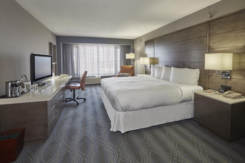 DoubleTree by Hilton Bloomington - Minneapolis South