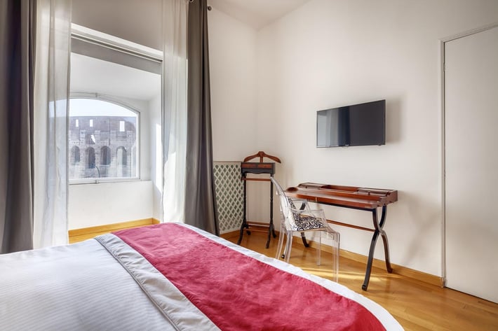N°9 Colosseo View Suites