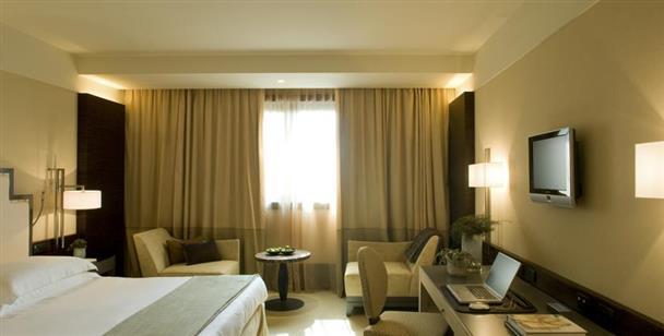 Starhotels Grand Milan