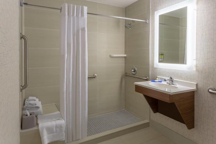Holiday Inn Express LaGuardia Airport