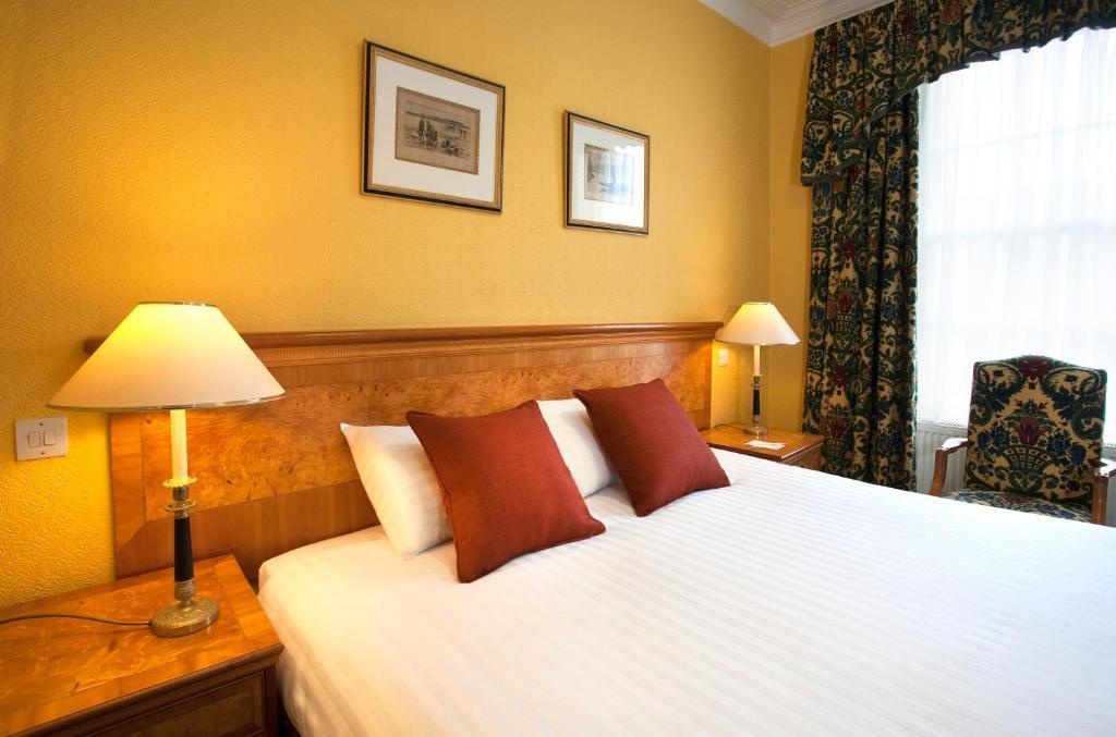 Royal Highland Hotel