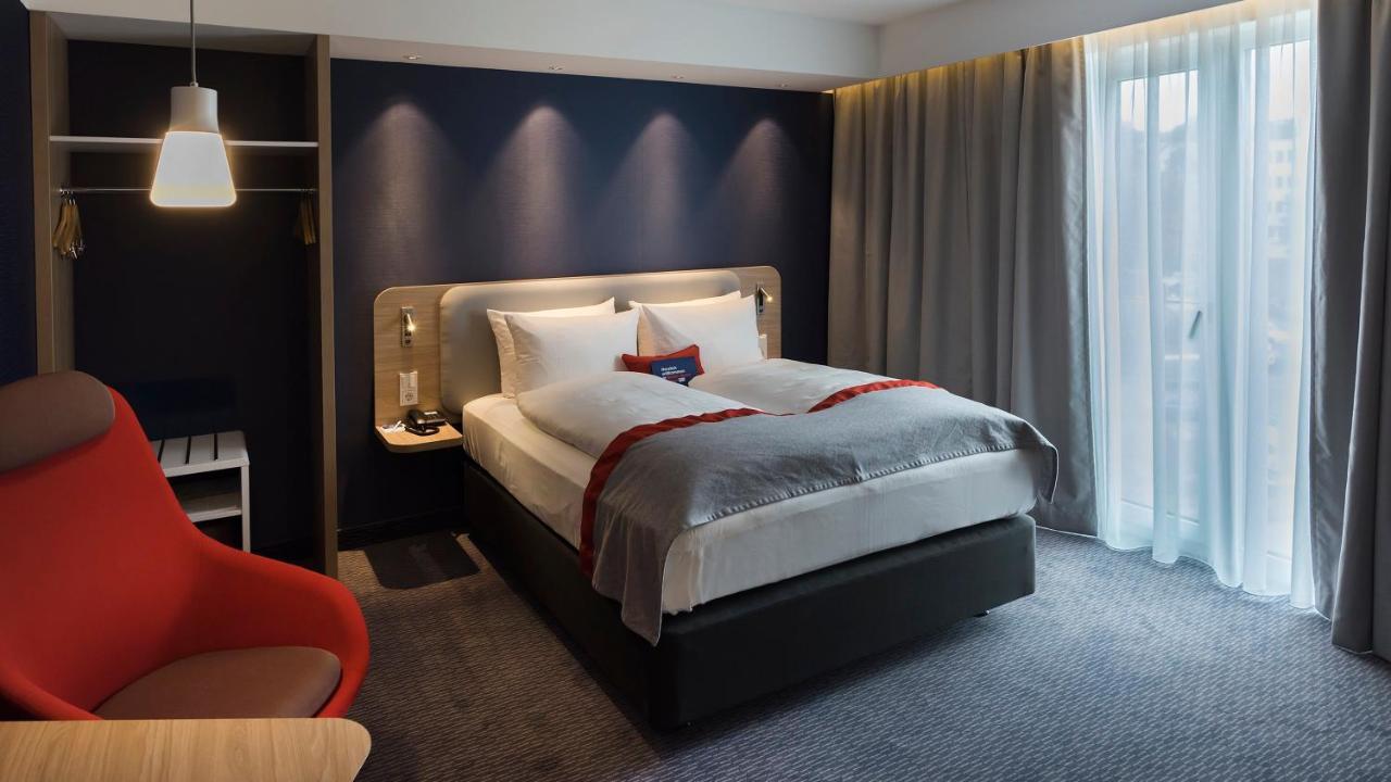 Holiday Inn Express Wiesbaden