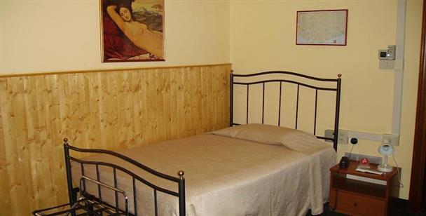 Giappone Inn Parking Hotel