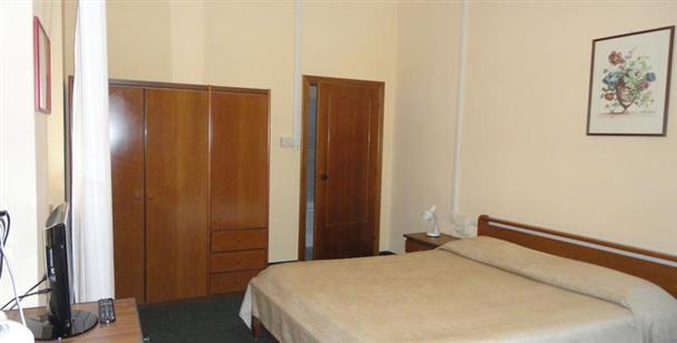 Giappone Inn Parking Hotel