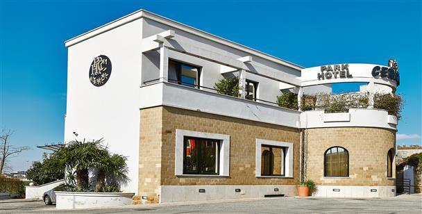Cervara Park Hotel