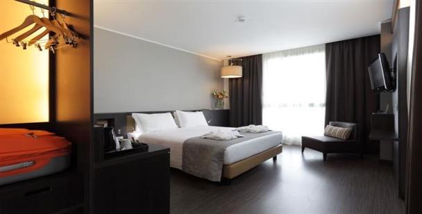 Best Western CHC Premier