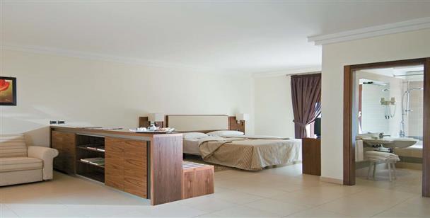 Suites & Residence Hotel