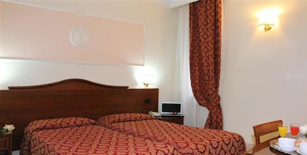 Hotel Mirage