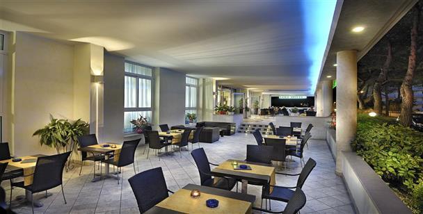 Golf Hotel
