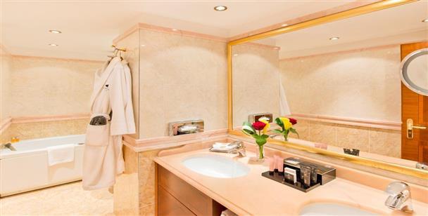 Swiss Diamond Hotel