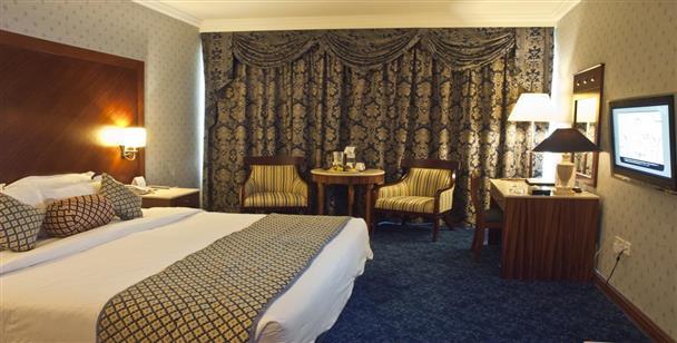 Regent Palace Hotel