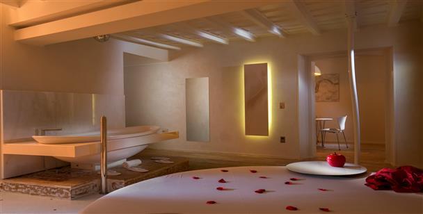 Suite Sistina for Brave Lovers