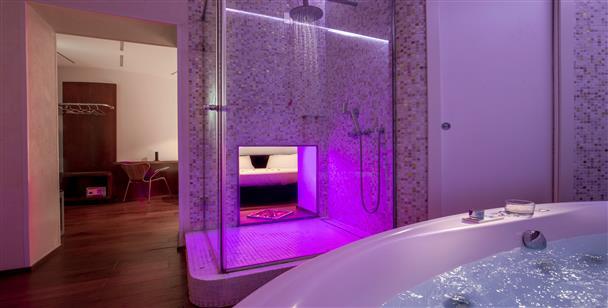 Suite Sistina for Brave Lovers