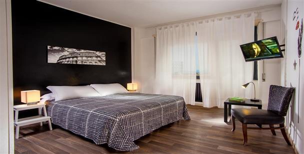 Radio Hotel