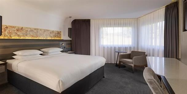 DoubleTree by Hilton Edinburgh - Queensferry Crossing