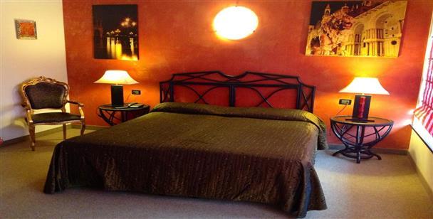 Feel Inn Luxury Rooms