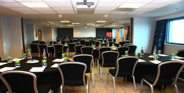 Holiday Inn Express Heathrow T5