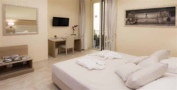 Esposizione Palace Hotel