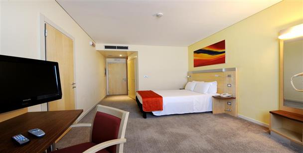 Bes Hotel Bergamo West