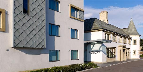 DoubleTree by Hilton London Heathrow Airport