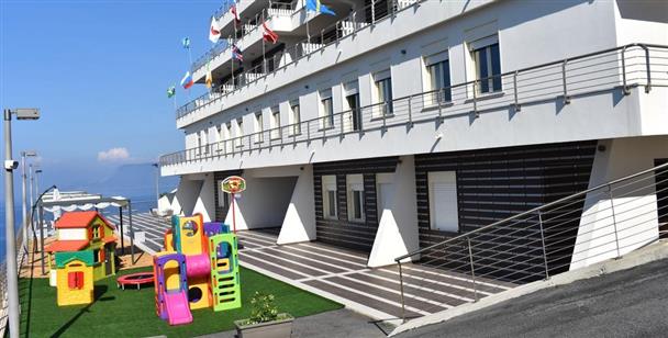 Miramare Scilla Grand Youth Hostel