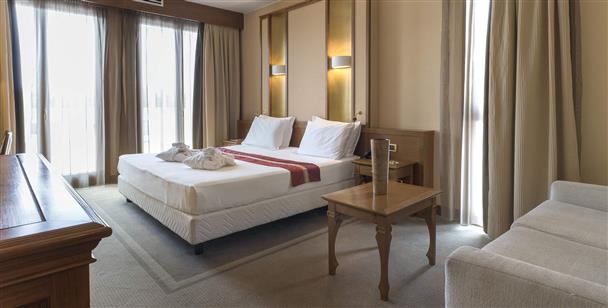 Thai Si Royal Thai Spa & Hotel