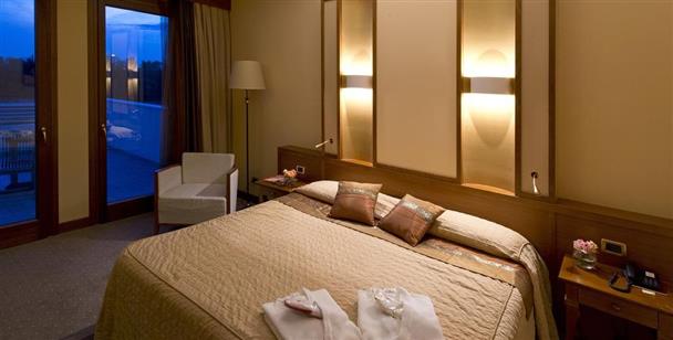 Thai Si Royal Thai Spa & Hotel